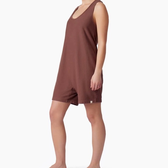 TKEES Brown Sleeveless Romper - Picture 2 of 11